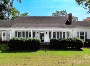 548 N Washington St, Rutherfordton, NC 28139