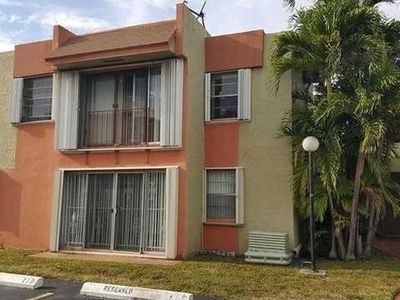 9331 SW 4th St APT 118B, Miami, FL, 33174