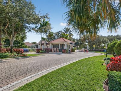 4123 W Lake Estates Dr, Davie, FL, 33328