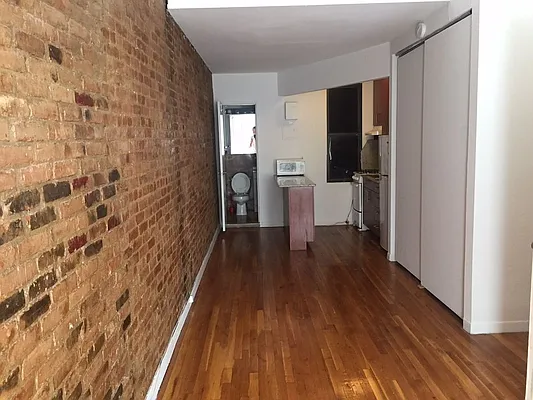 Rented by Sky Management | media 67