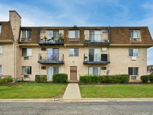 267 Shorewood Dr APT Gd, Glendale Heights, IL 60139