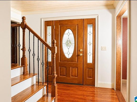 4th image of 3004 Shady Creek Ln