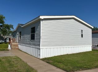 1932 E 47th St S LOT 63, Wichita, KS 67216