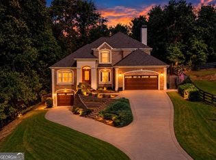 1525 Rising Mist Ln, Cumming, GA 30041