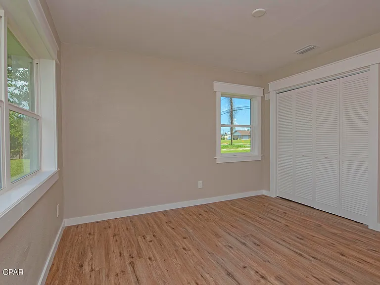 3119 W 23rd Ct — Photo 24