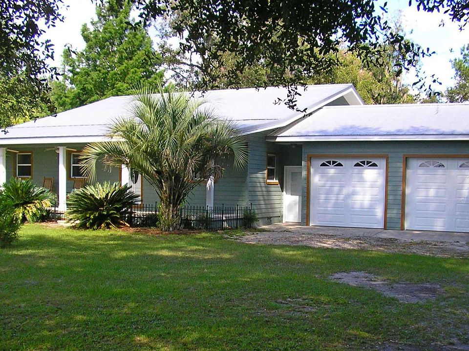 1st image of 223 SW Singleton Ter