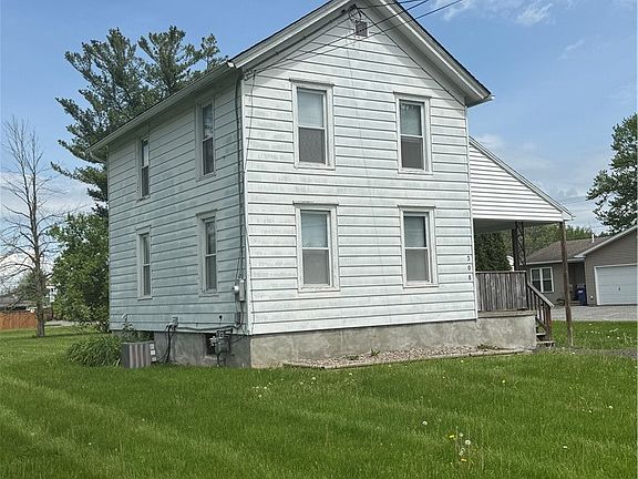 3rd image of 308 Grand St
