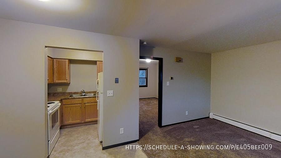 1st image of 701 Grove St #4