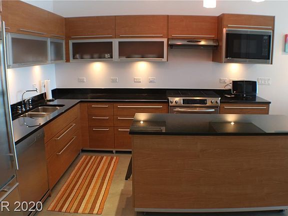 4th image of 200 Hoover Ave Unit 1204