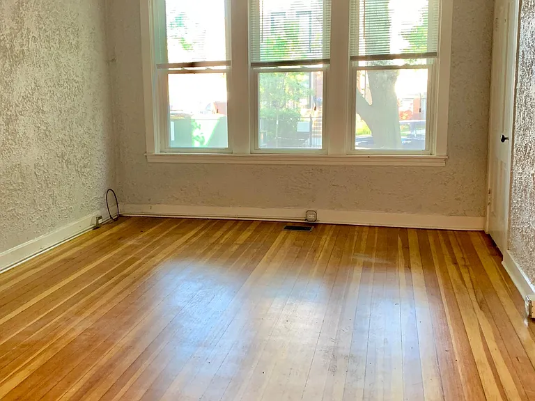 2525 N Wayne Ave #1F — Photo 3