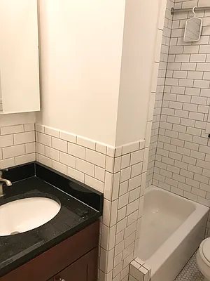 Rented by LJ Sloane Management | media 30