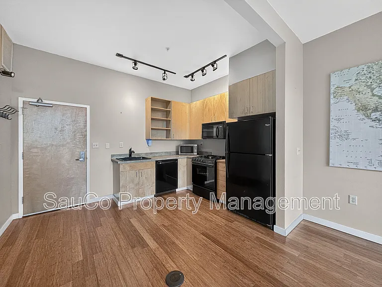 1425 NE 61st Ave #1-205 — Photo 7