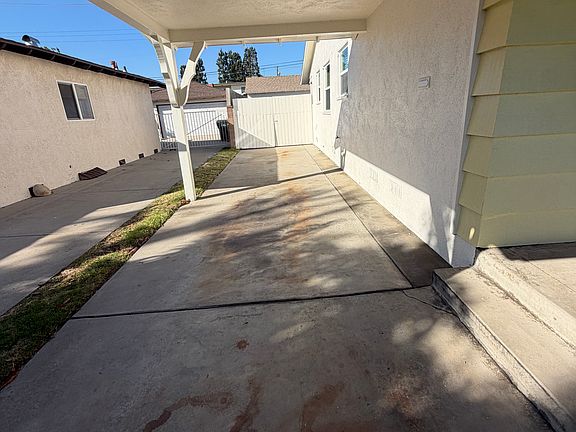2nd image of 8521 Raviller Dr
