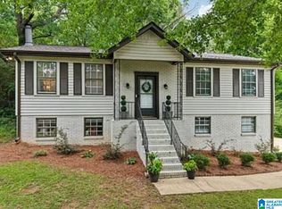 102 Kingstown Cir, Trussville, AL 35173