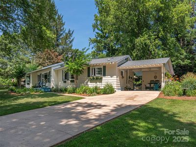 2859 N Lakeshore Dr, Lake Junaluska, NC, 28745