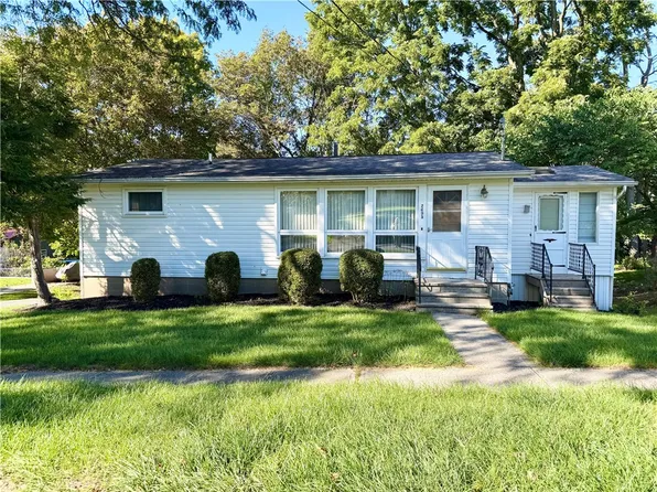 2695 Bell St, Weedsport, NY 13166