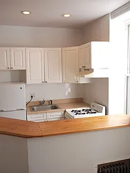 Rented by Sheila M Apfel, LREB