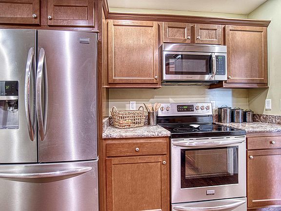 5th image of 6521 Bayard Park Dr