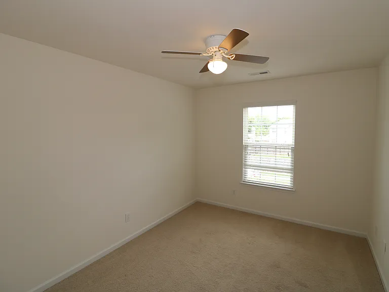 4022 Linsbury Ct — Photo 27