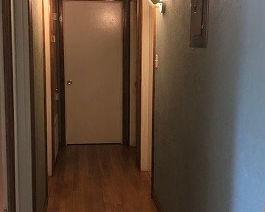 2nd image of 218 Sprucewood Ln