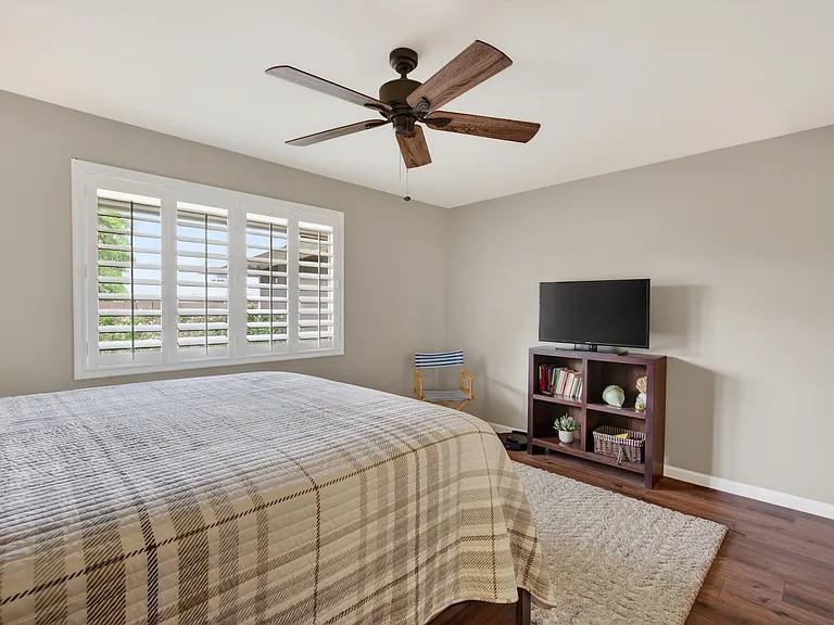 10135 W Andover Ave — Photo 16