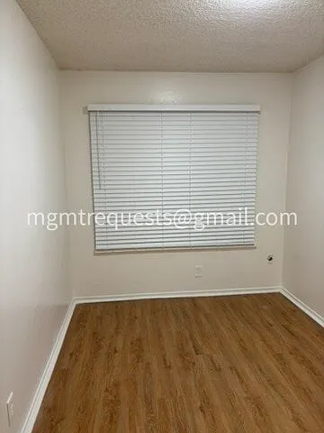 16780 Village Ln — Photo 6