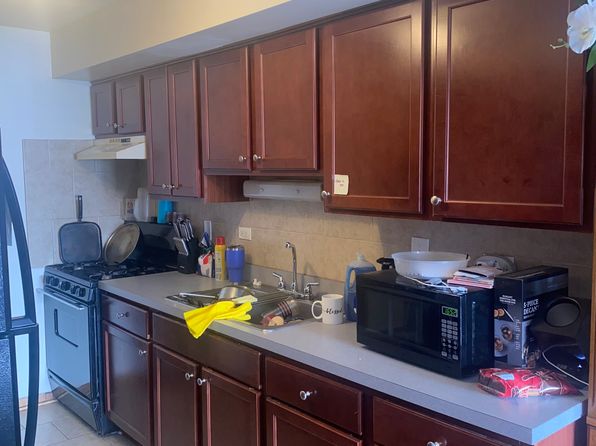 6400 S Narragansett Ave #1C