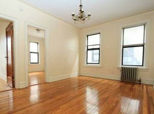 2351 31st Rd #3R, Astoria, NY 11106