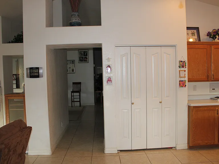 Kitchen - great architecture with vaulted ceilings that keep AC bills low.