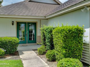 5256 Sun Coast Dr, Wilmington, NC 28405