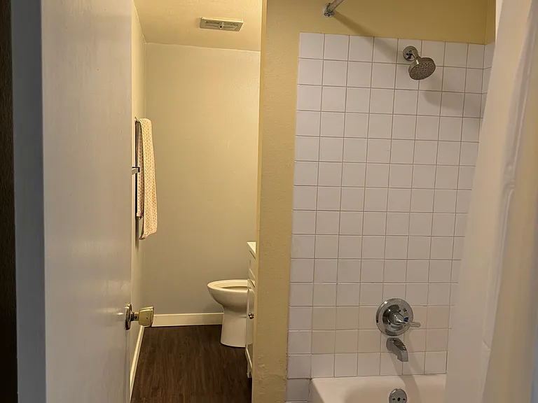 1350 Orleans St — Photo 9