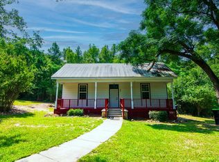 25 Pine Cir, Geneva, GA 31810