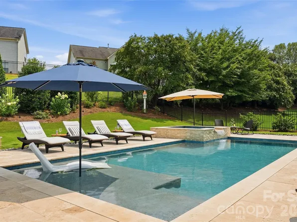 109 Heron Cove Loop, Mooresville, NC 28117