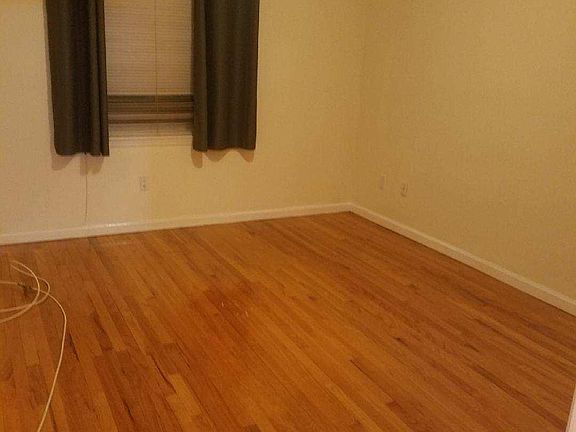 5th image of 13330 Amber St #3