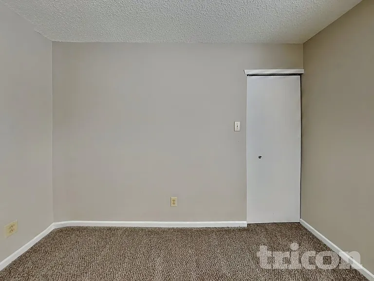2720 Redland Ln — Photo 11