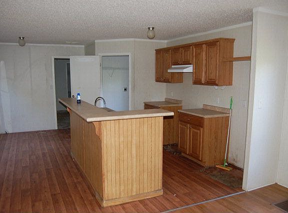 2nd image of 162 Karen Ln