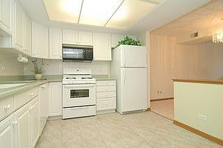4th image of 9510 S Kolmar Ave APT 108