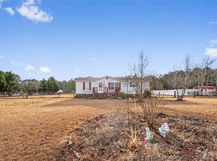 2336 Yarborough Rd, Saint Pauls, NC 28384