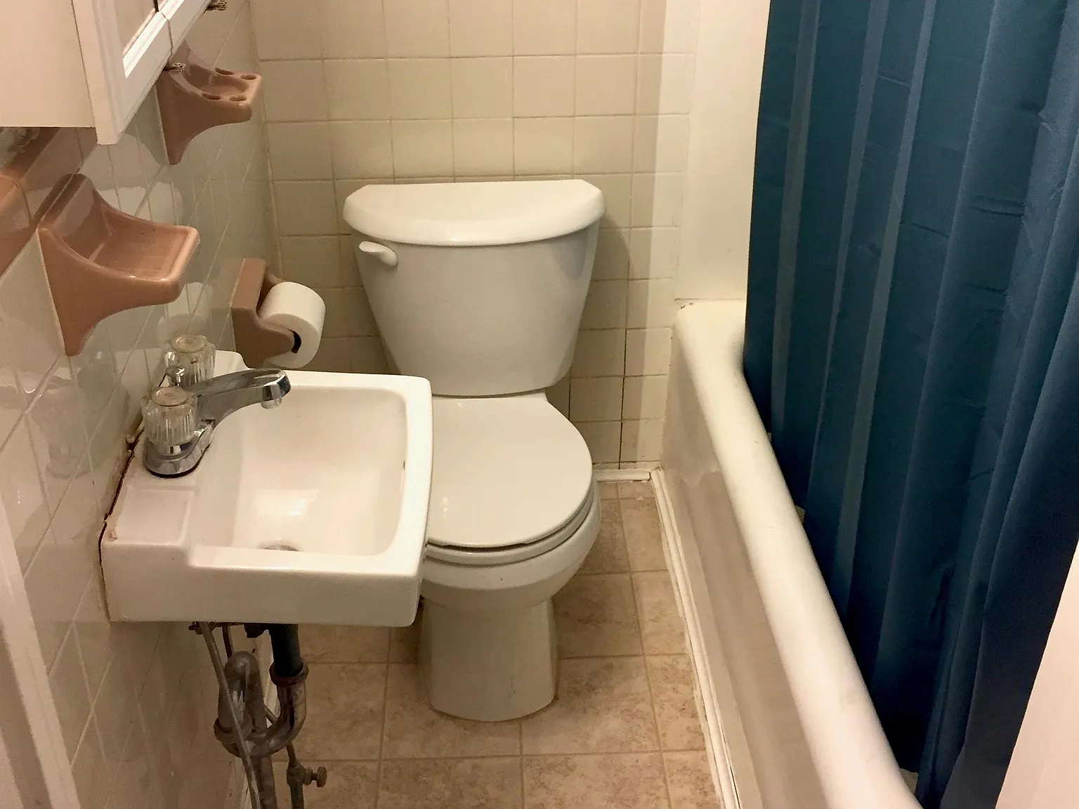 Studio, 350 sqft, $940 — Photo 4