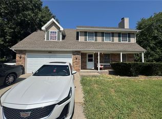 1820 Evergreen St, Leavenworth, KS 66048