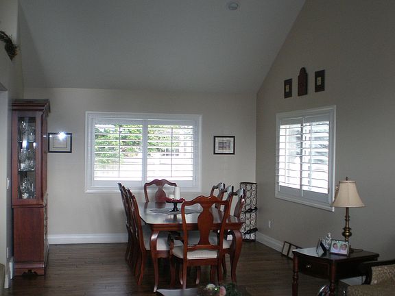 3rd image of 2422 E Oakcrest Ln