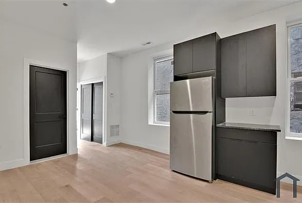 3138 N Broad St #4 — Photo 11