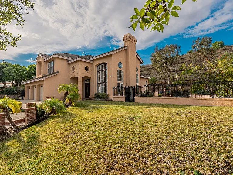 24123 Benfield Pl — Photo 33