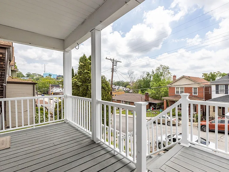 303 Kathleen St — Photo 4