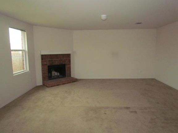 3rd image of 3016 Amber Waves Ln