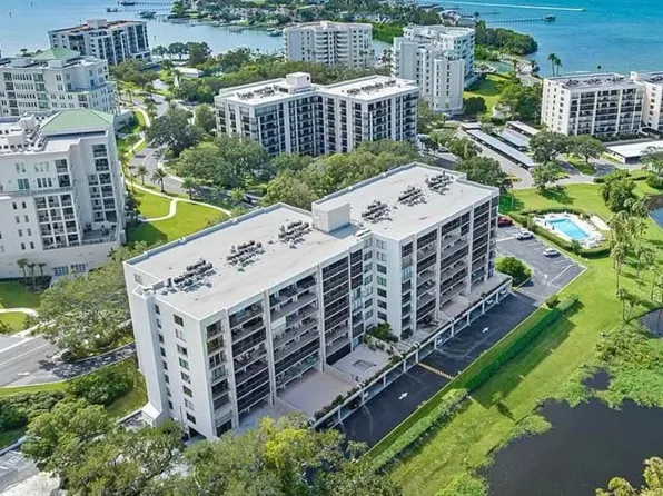 220 Belleview Blvd APT 311, Belleair, FL 33756