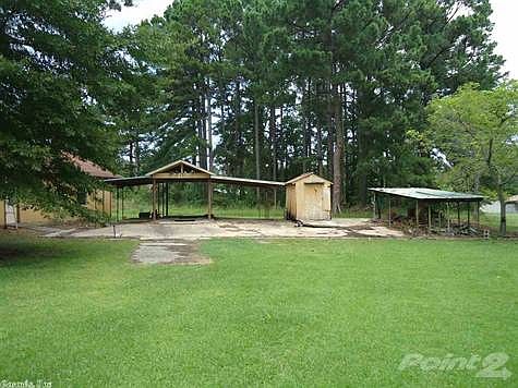 5th image of 8421 Victoria Dr