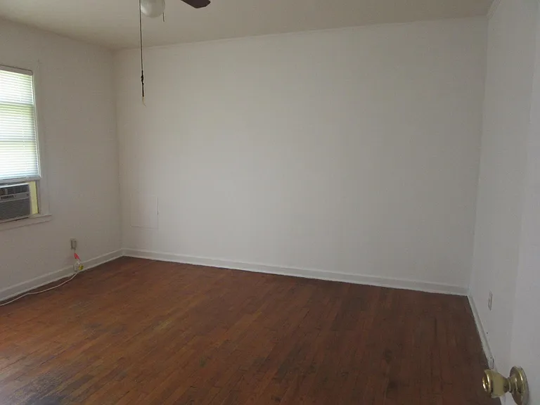 1107 Slater St #1/2 — Photo 7