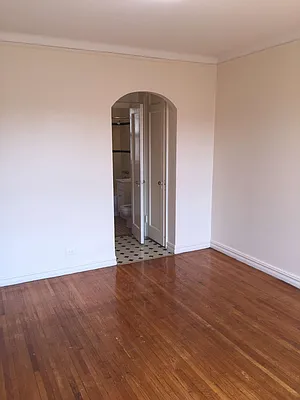 Rented by null | media 8