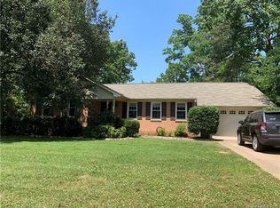 109 Juanita Dr, Pineville, NC 28134